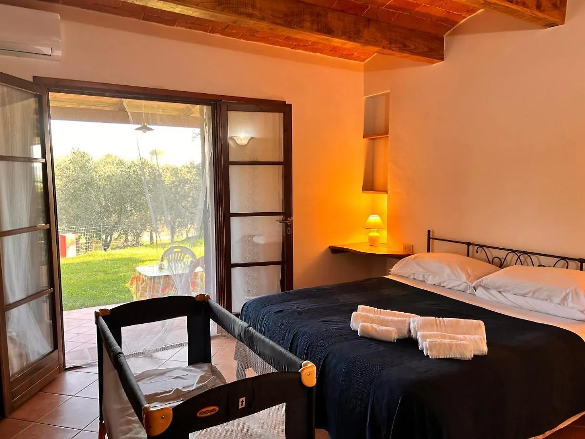Appartamento Agriturismo I Girasoli di Lari - Bilocale La Margherita Rivoli  Italia
