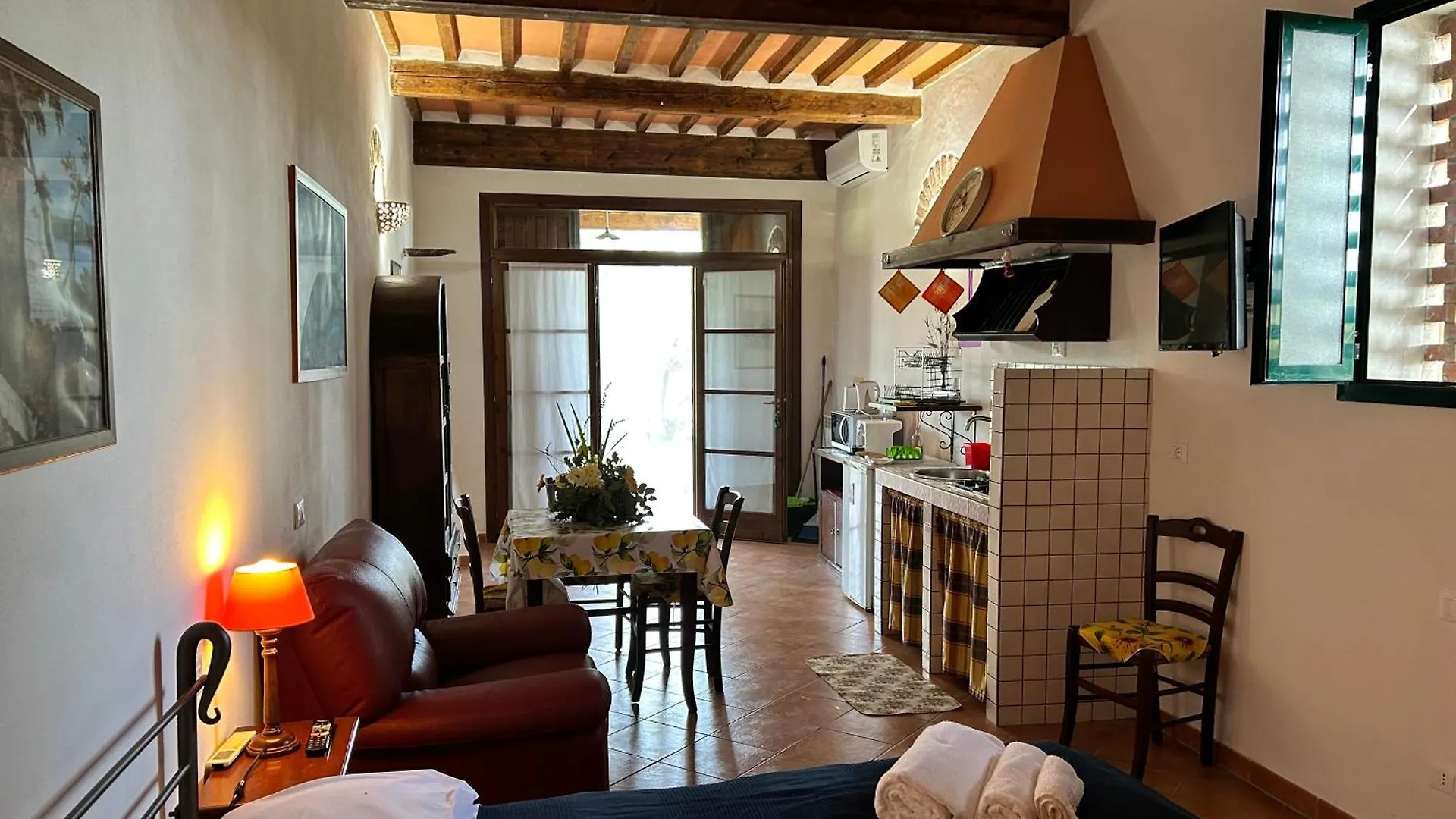 Agriturismo I Girasoli di Lari - Bilocale La Margherita Rivoli  0*, Rivoli (Pisa) Italia