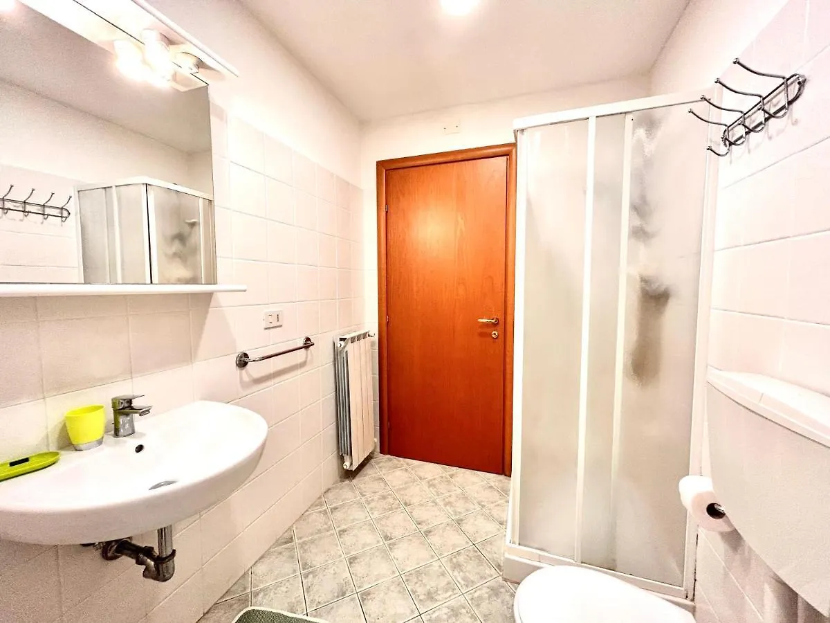 Apartment I Girasoli Di Lari - Bilocale La Margherita Rivoli